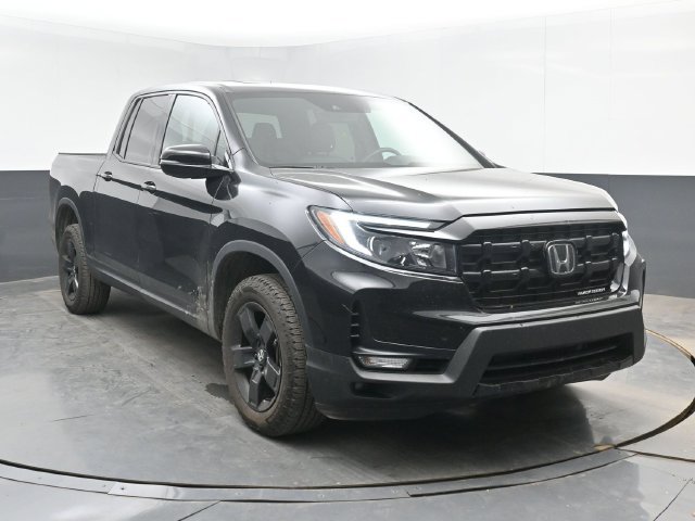 Used 2025 Honda Ridgeline Black Edition image 2
