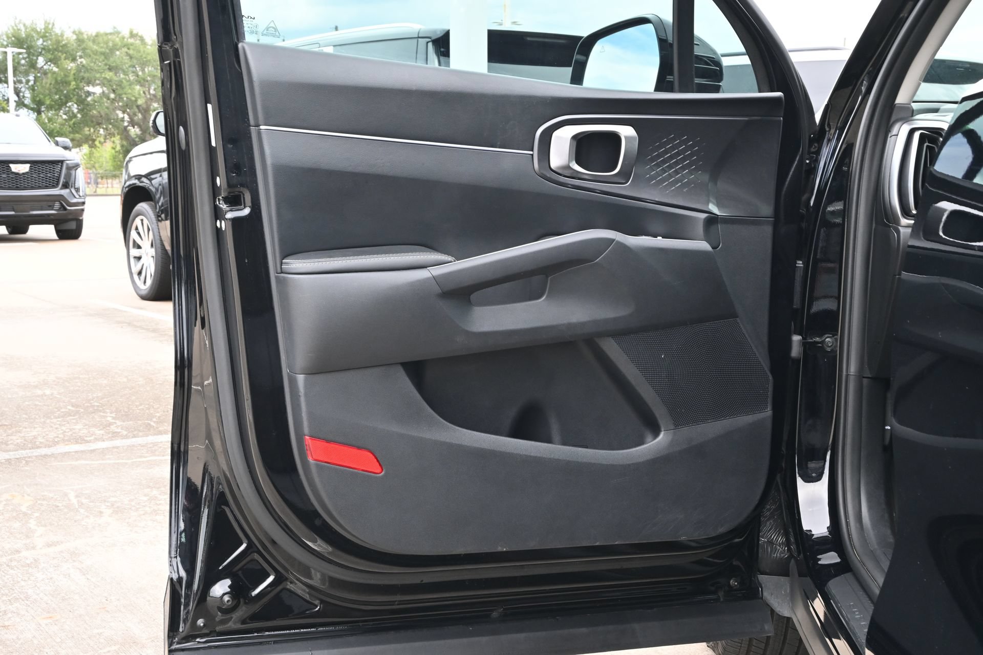 Used 2024 Kia Sorento LX FWD image 20