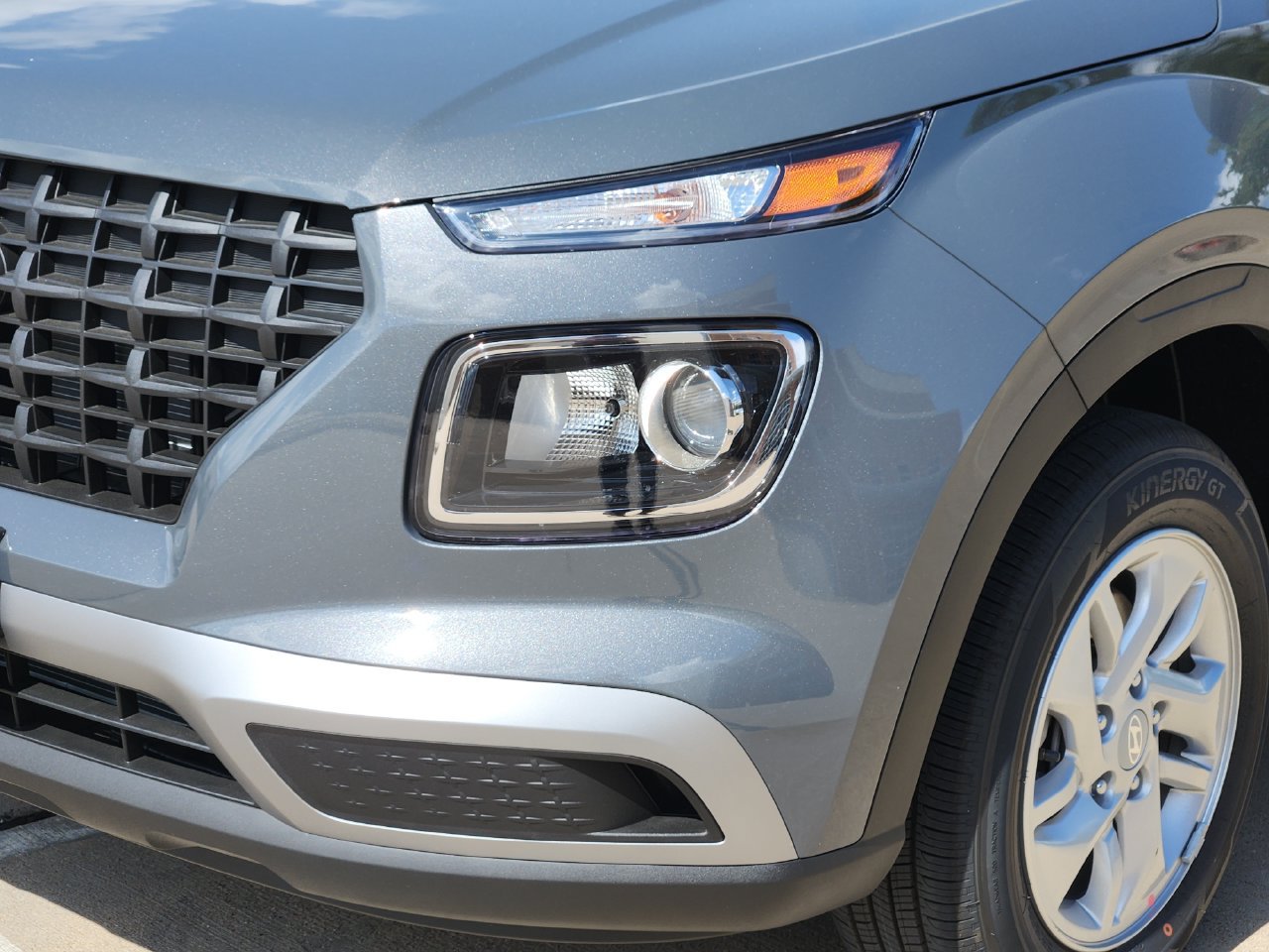 New 2026 Hyundai Venue SE FWD image 6