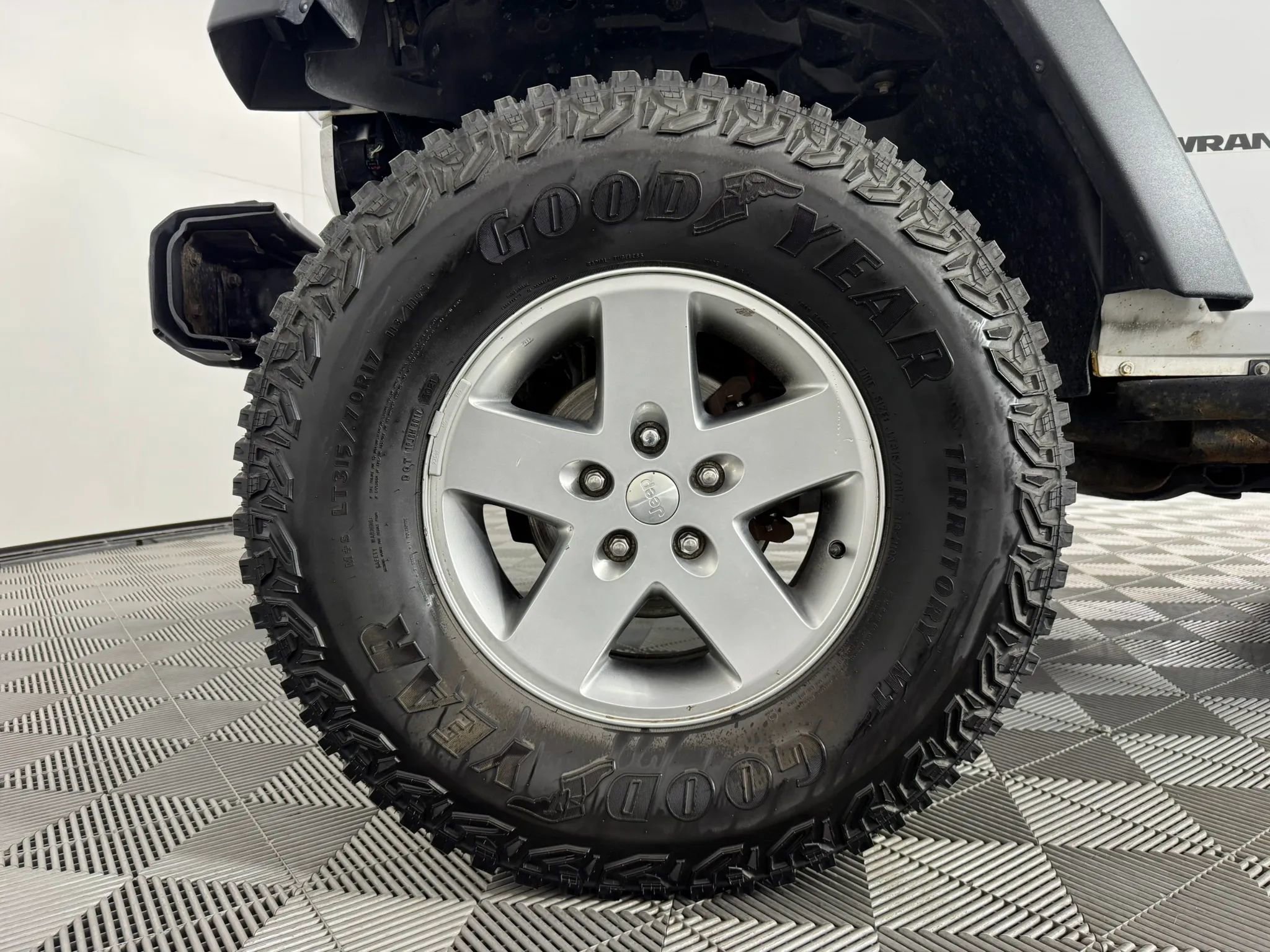 Used 2011 Jeep Wrangler Rubicon w/ Dual Top Group AWD/4WD image 34