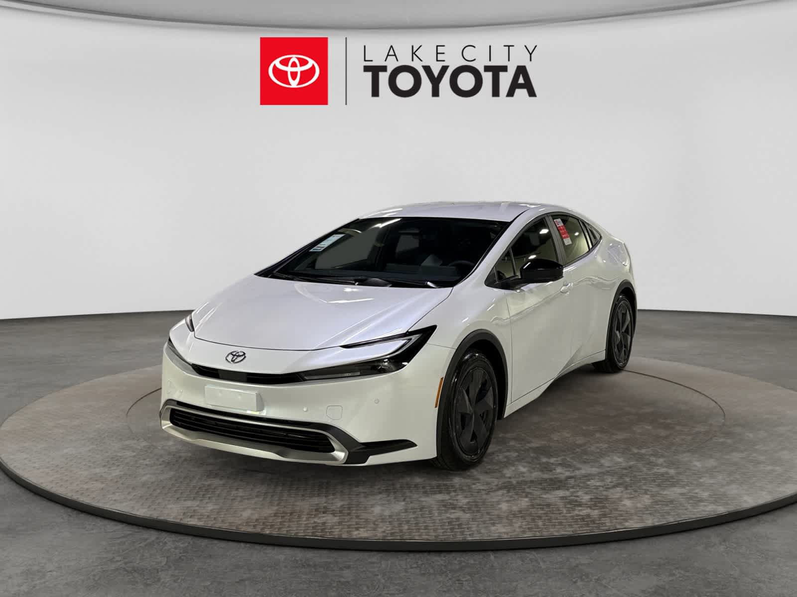 New 2026 Toyota Prius Plug-In Hybrid FWD image 1