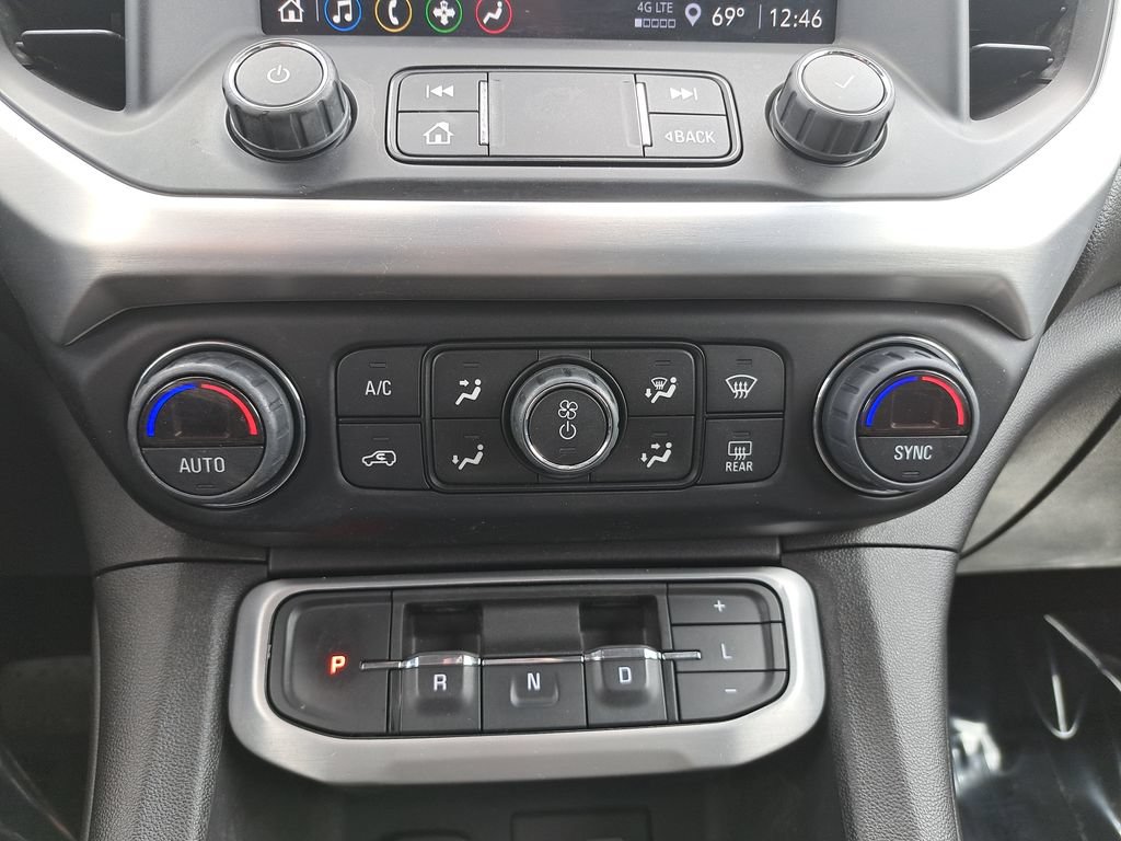 Used 2022 GMC Acadia SLE w/ Driver Convenience Package AWD/4WD image 21