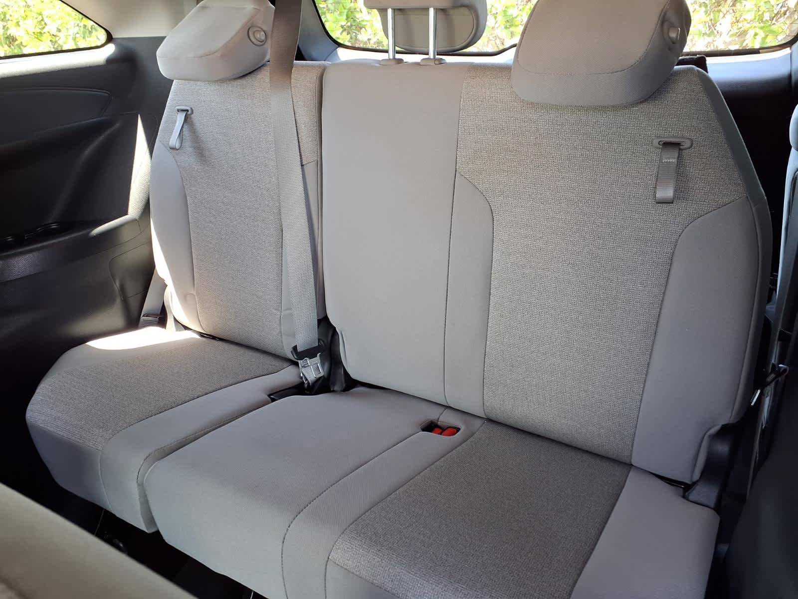 Certified 2025 Toyota Sienna LE FWD image 20