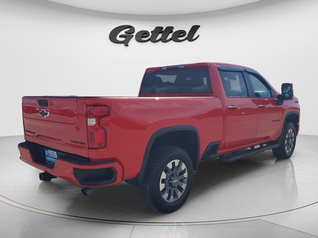 Used 2024 Chevrolet Silverado 2500 Custom w/ Custom Value Package AWD/4WD image 4