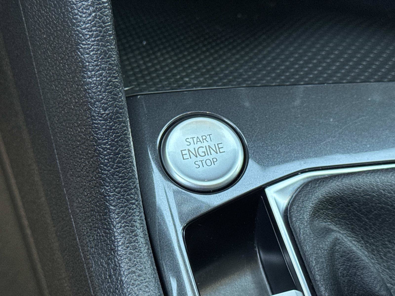 Certified 2024 Volkswagen Tiguan S FWD image 18