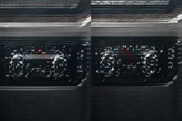 Used 2024 GMC Sierra 1500 Elevation image 58