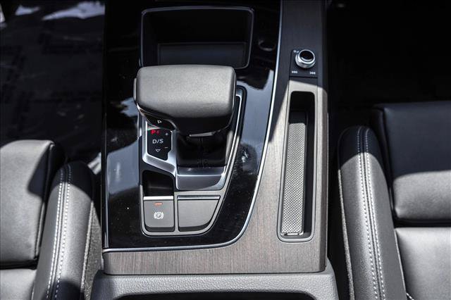 Certified 2024 Audi Q5 e Premium w/ Convenience Package AWD/4WD image 19