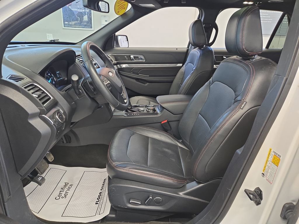 Used 2018 Ford Explorer Sport AWD/4WD image 14