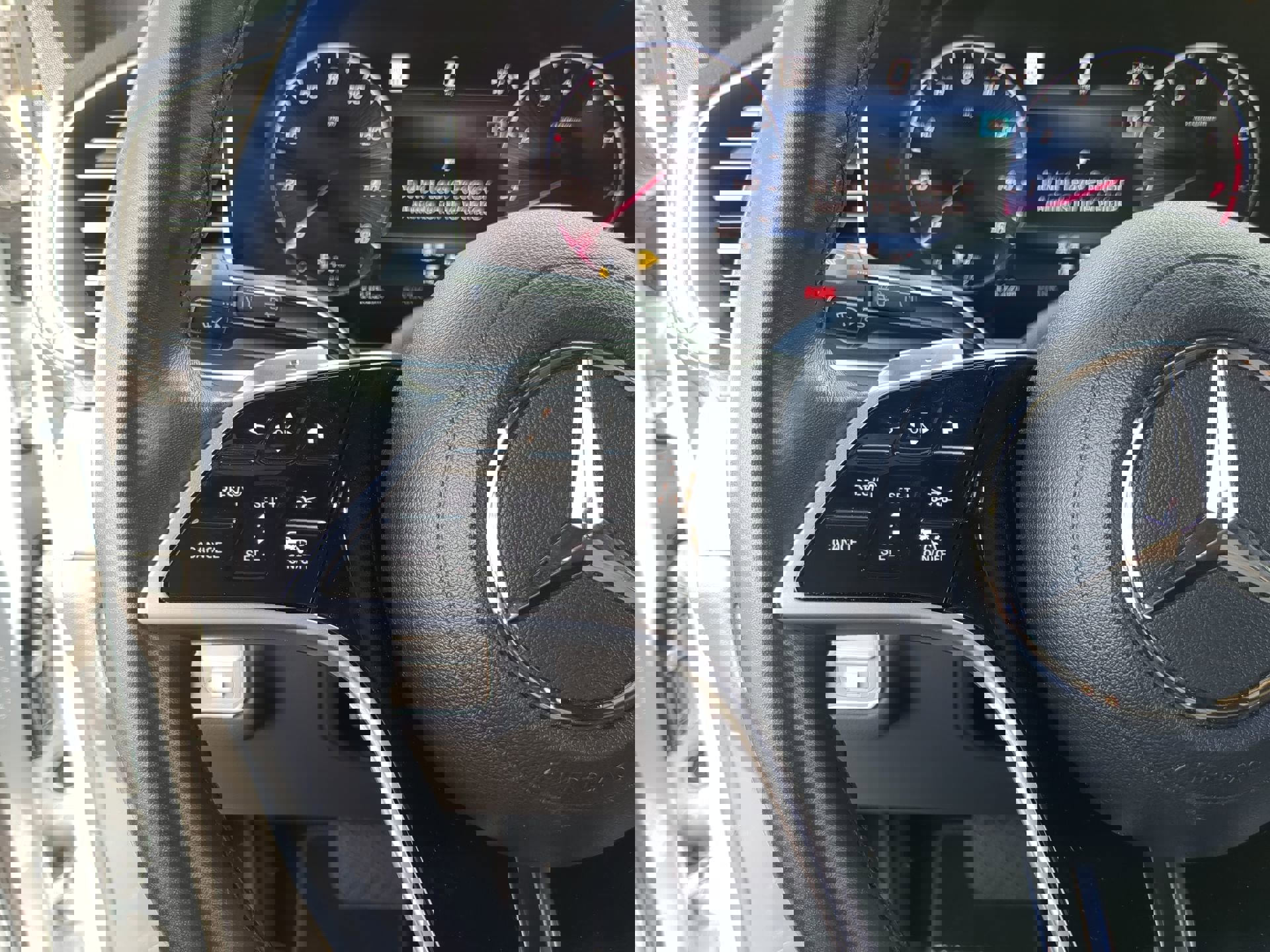 Used 2024 Mercedes-Benz GLS 450 4MATIC image 29