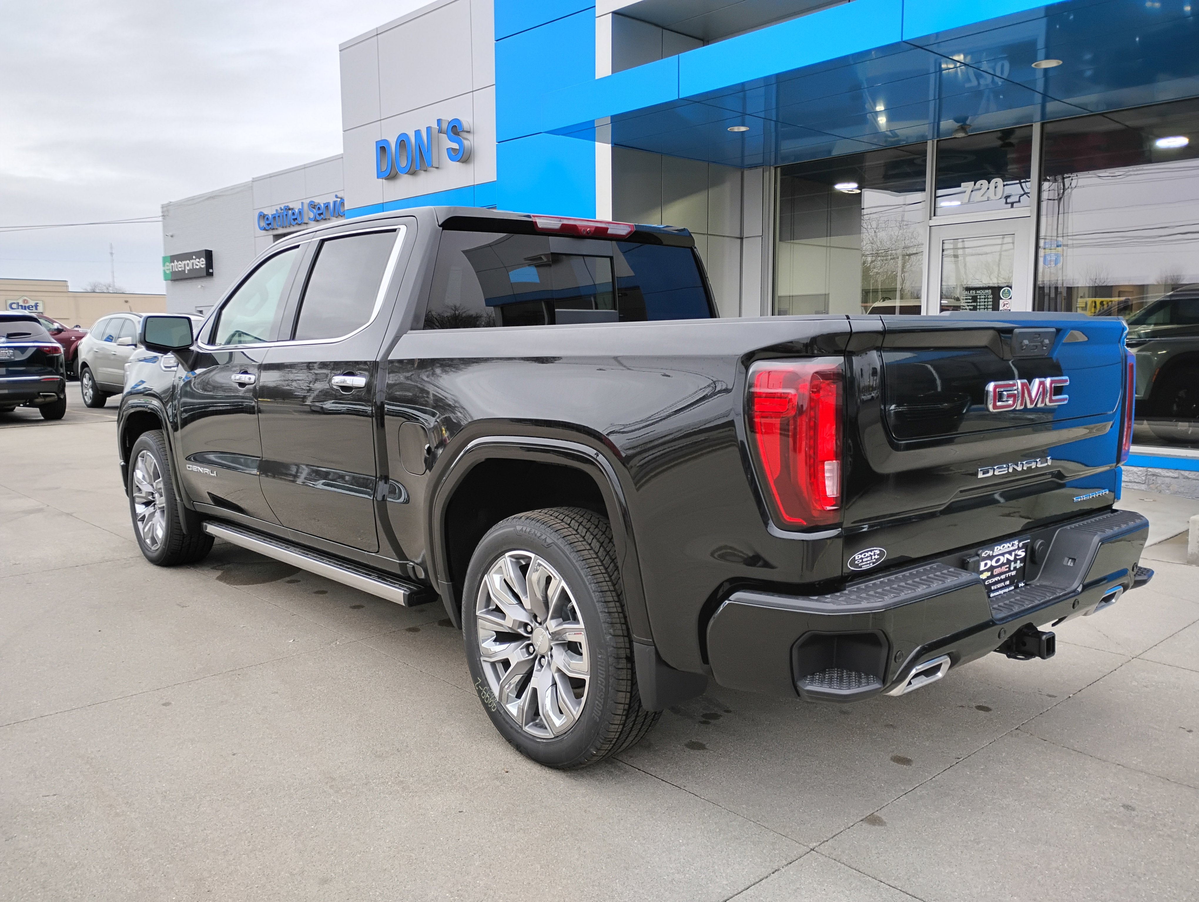 New 2026 GMC Sierra 1500 Denali image 2