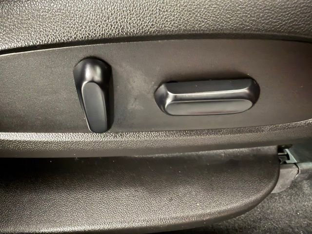 Used 2019 Chevrolet Blazer RS image 34