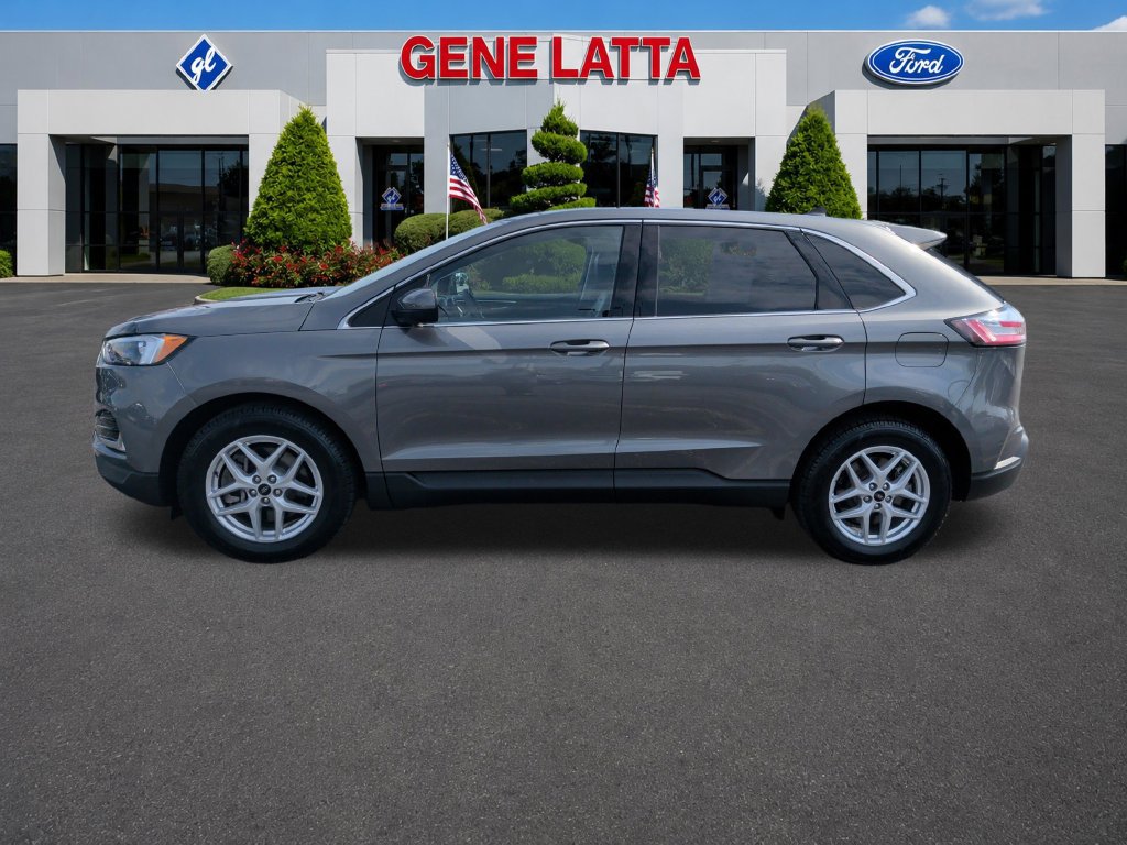 Certified 2023 Ford Edge SEL w/ Convenience Package AWD/4WD image 4