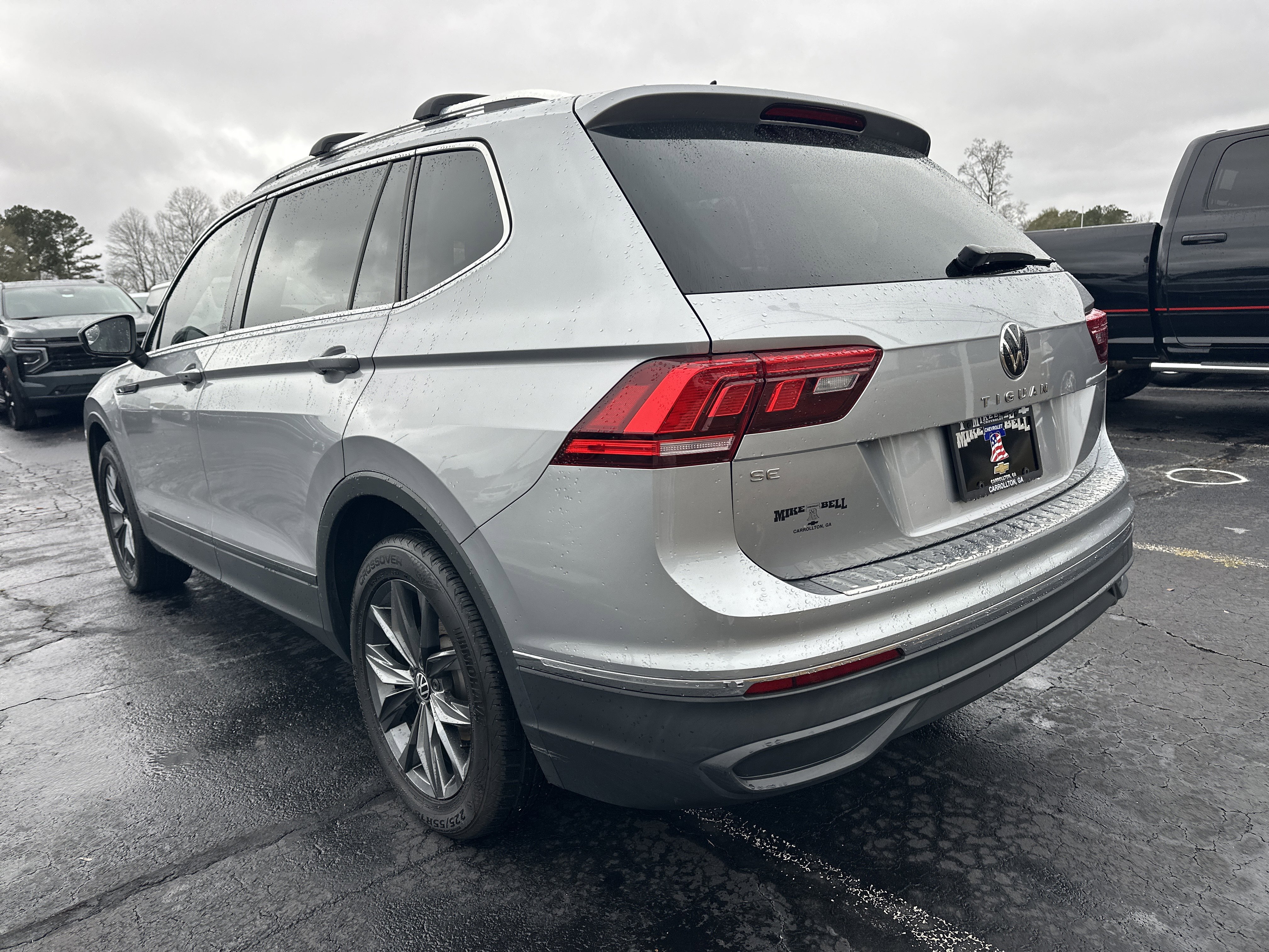 Used 2022 Volkswagen Tiguan SE image 6