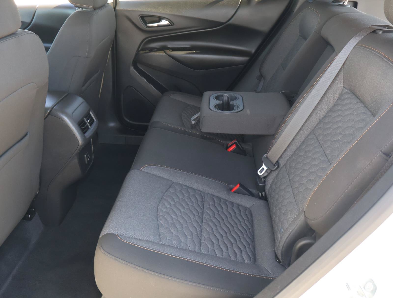 Used 2020 Chevrolet Equinox LT AWD/4WD image 19