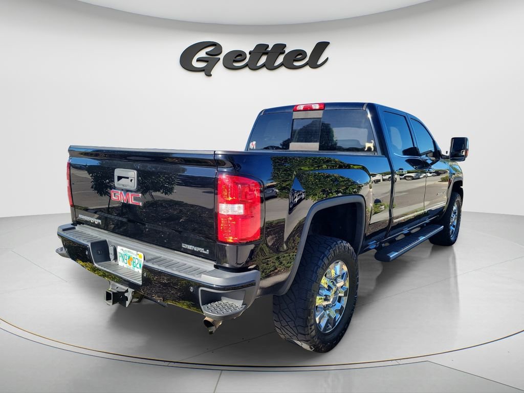 Used 2018 GMC Sierra 2500 Denali w/ Suspension Package, Off-Road image 8