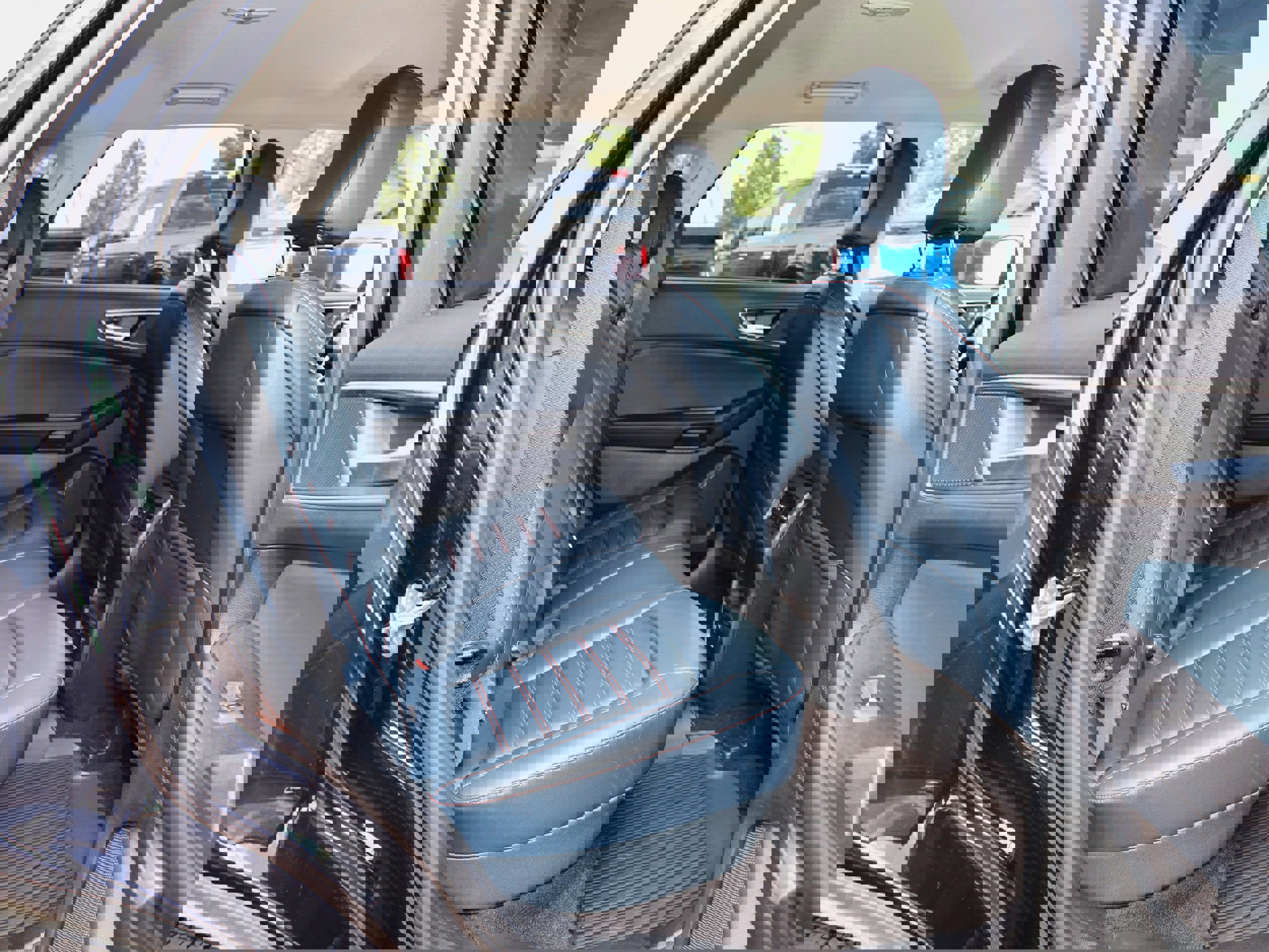 Used 2022 Ford Edge SEL w/ Sport Appearance Package image 28