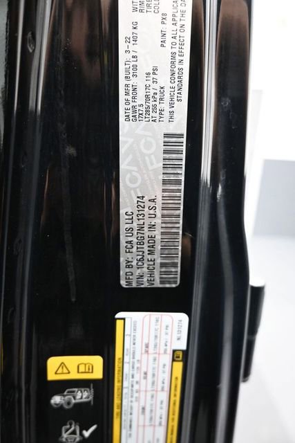 Used 2022 Jeep Gladiator Rubicon w/ Trailer Tow Package AWD/4WD image 15