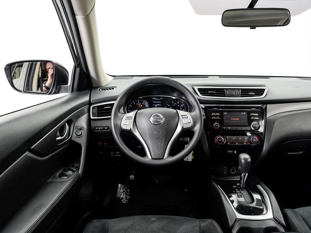 Used 2016 Nissan Rogue S w/ Appearance Package AWD/4WD image 15