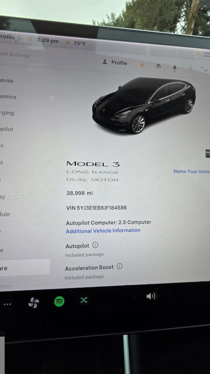 Used 2018 Tesla Model 3 Long Range image 11