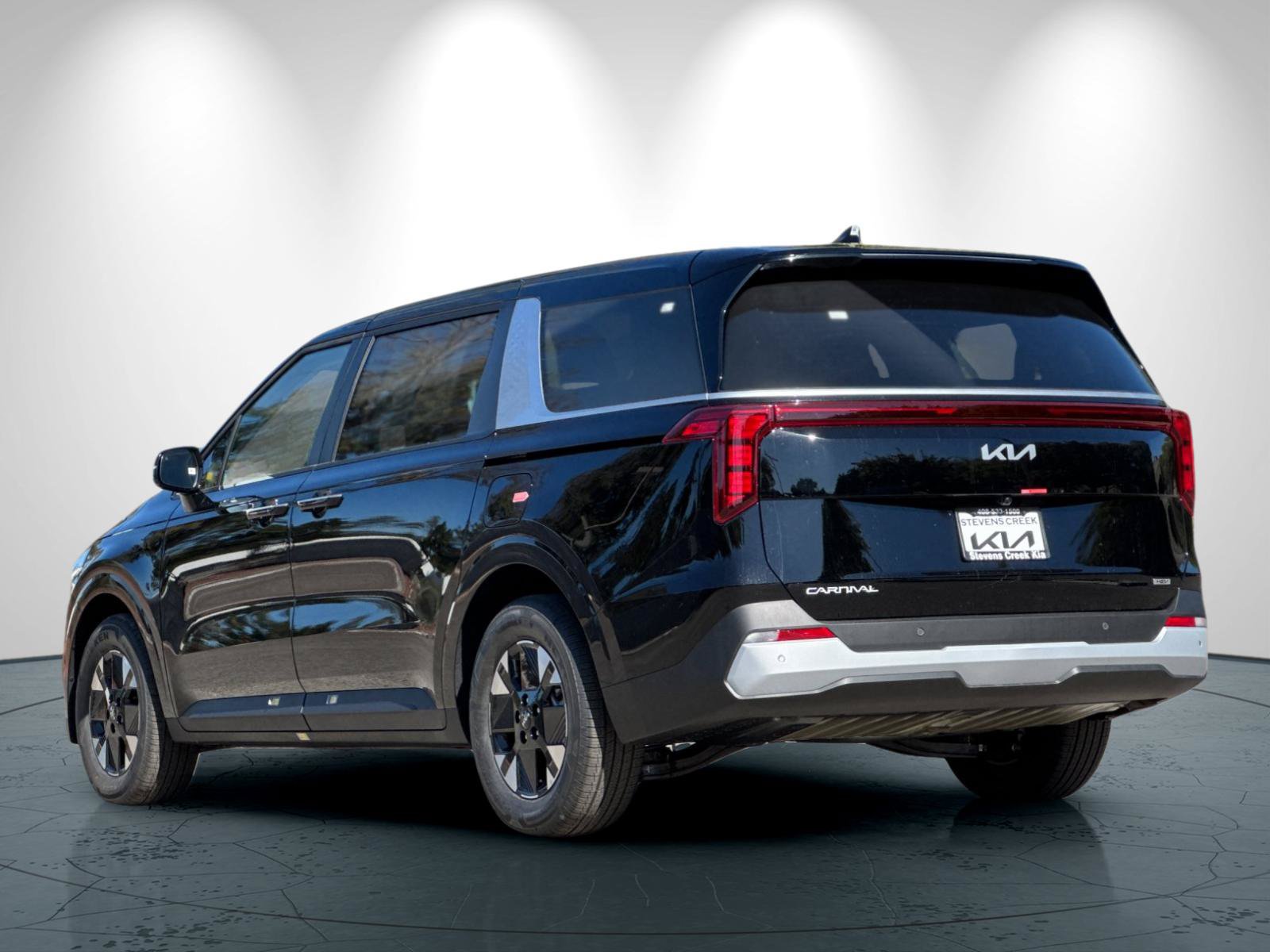 New 2026 Kia Carnival LXS FWD image 6
