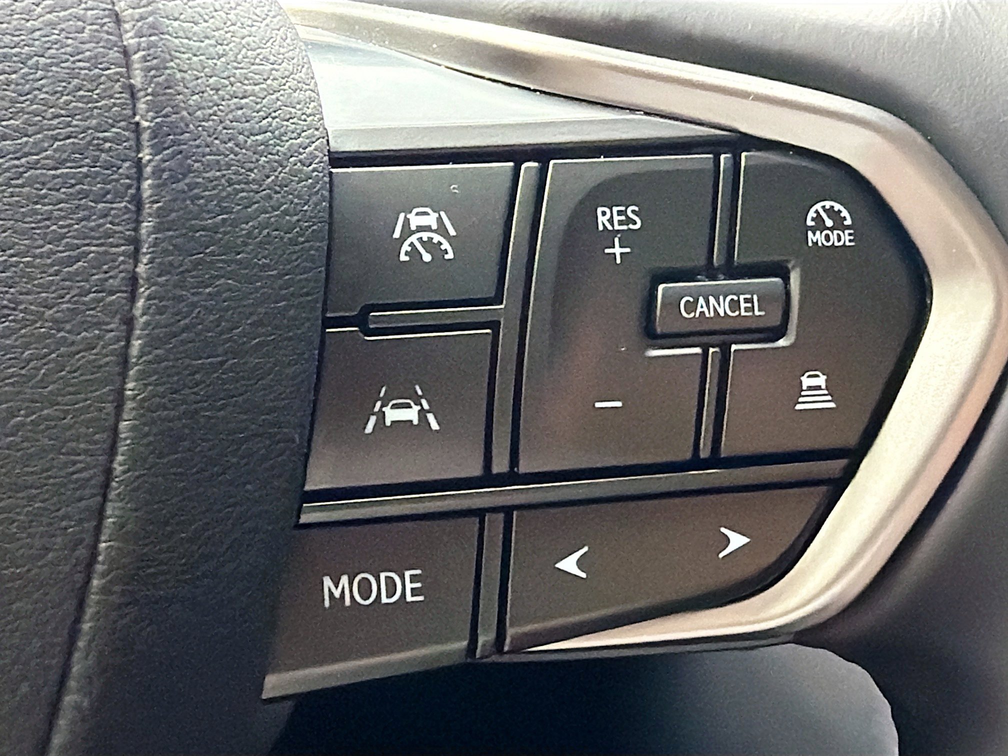 Used 2025 Lexus NX 250 FWD w/ Accessory Package (2T) image 41
