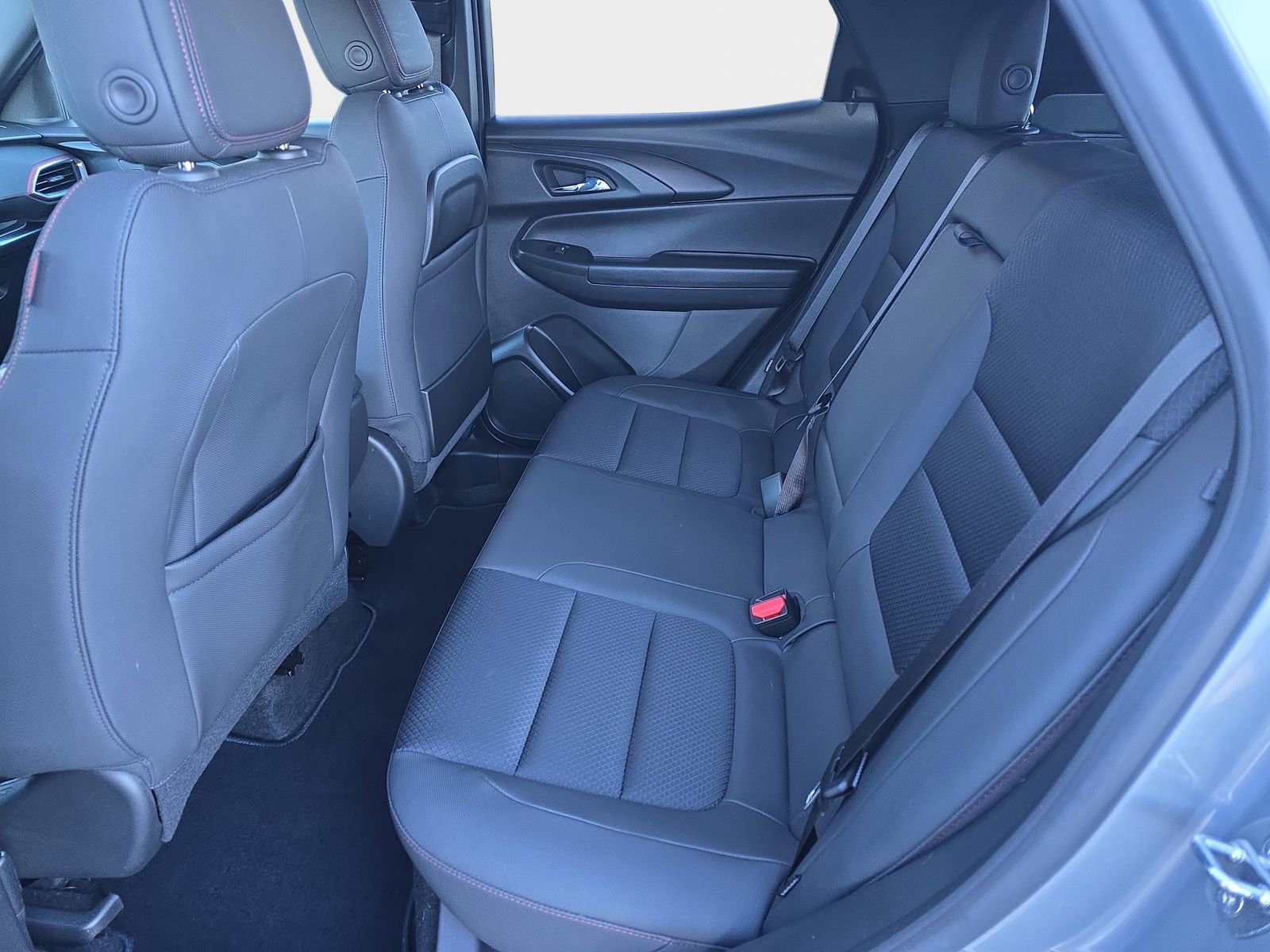 Used 2023 Chevrolet TrailBlazer RS image 16