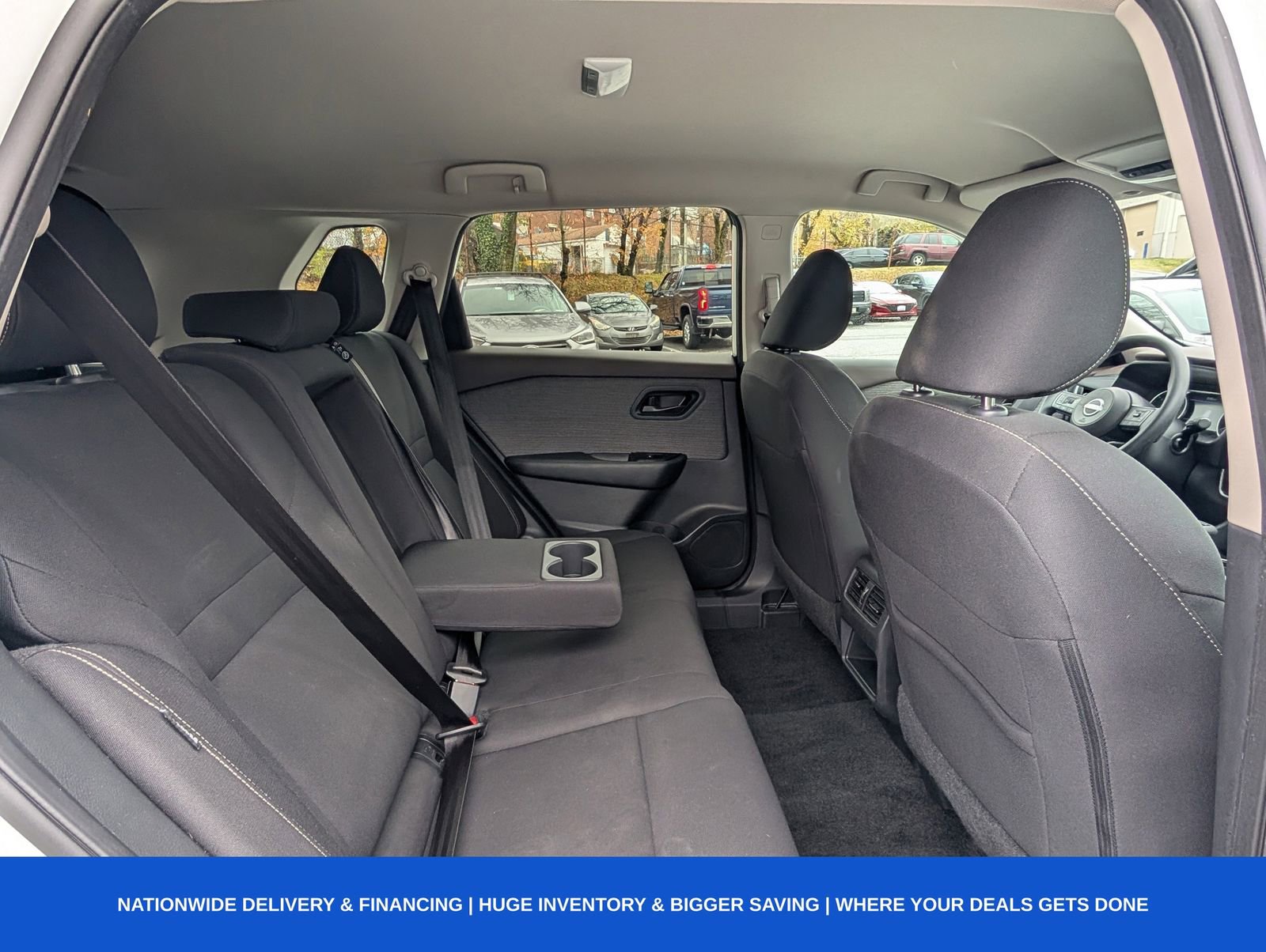 Used 2023 Nissan Rogue S image 17