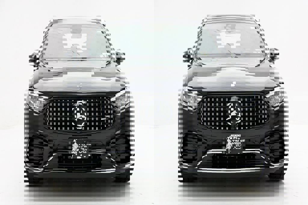 Used 2025 Mercedes-Benz GLC 43 AMG 4MATIC image 4