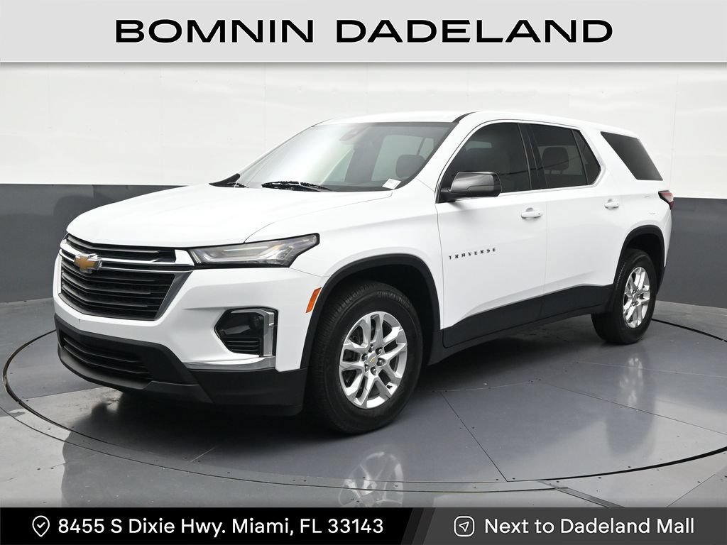 Used 2023 Chevrolet Traverse LS FWD image 1