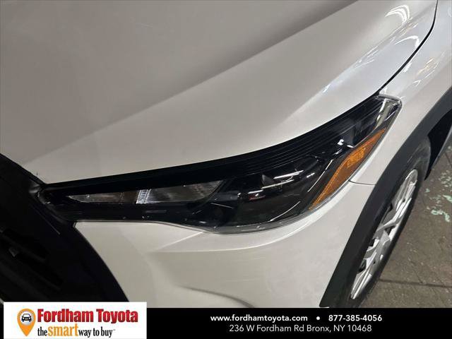 Certified 2026 Toyota Corolla Cross L AWD/4WD image 8
