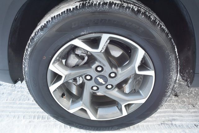 Used 2025 Chevrolet Trax LT w/ LT Convenience Package image 46