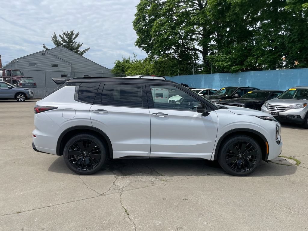 New 2026 Mitsubishi Outlander SEL AWD/4WD image 4