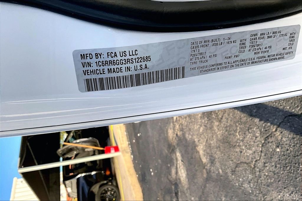 Used 2024 RAM 1500 Classic SLT image 18