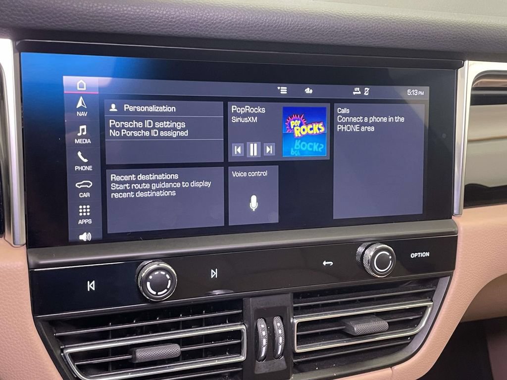 Certified 2023 Porsche Macan AWD/4WD image 29