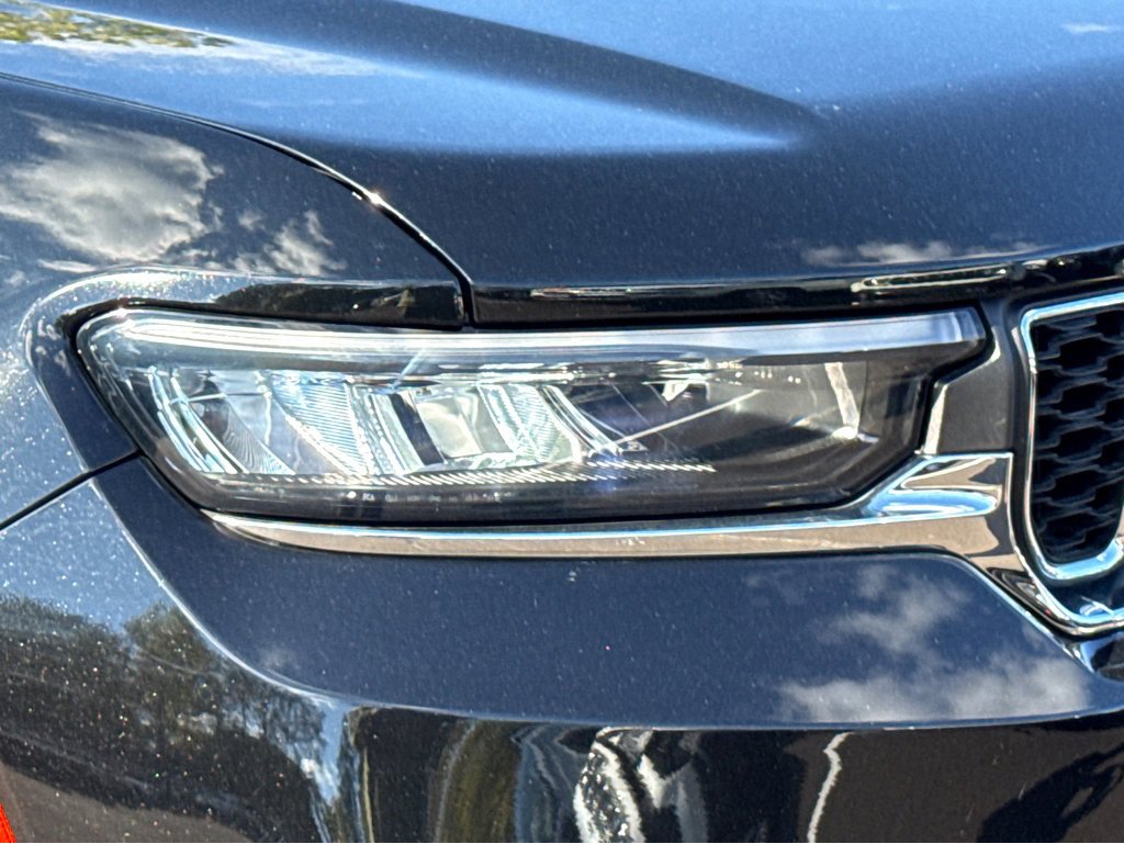 Used 2023 Jeep Grand Cherokee Laredo image 5