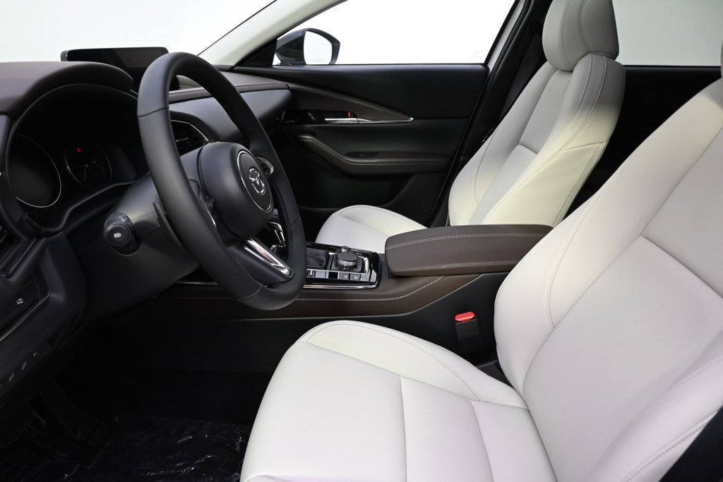 New 2025 MAZDA CX-30 2.5 Turbo w/ Premium Package image 13