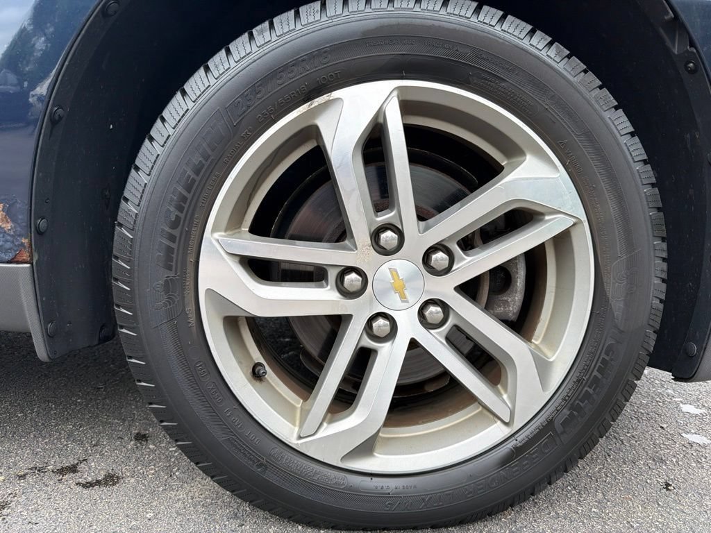 Used 2016 Chevrolet Equinox LTZ w/ Enhanced Convenience Package AWD/4WD image 26