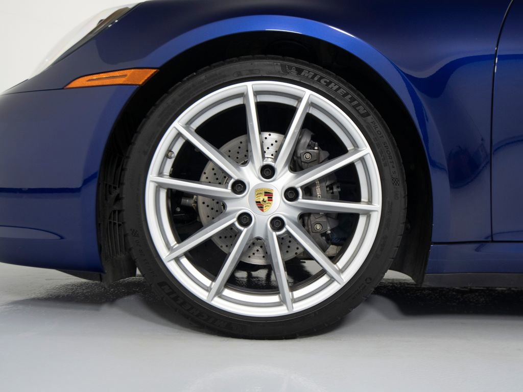 Certified 2024 Porsche 911 Carrera RWD image 17