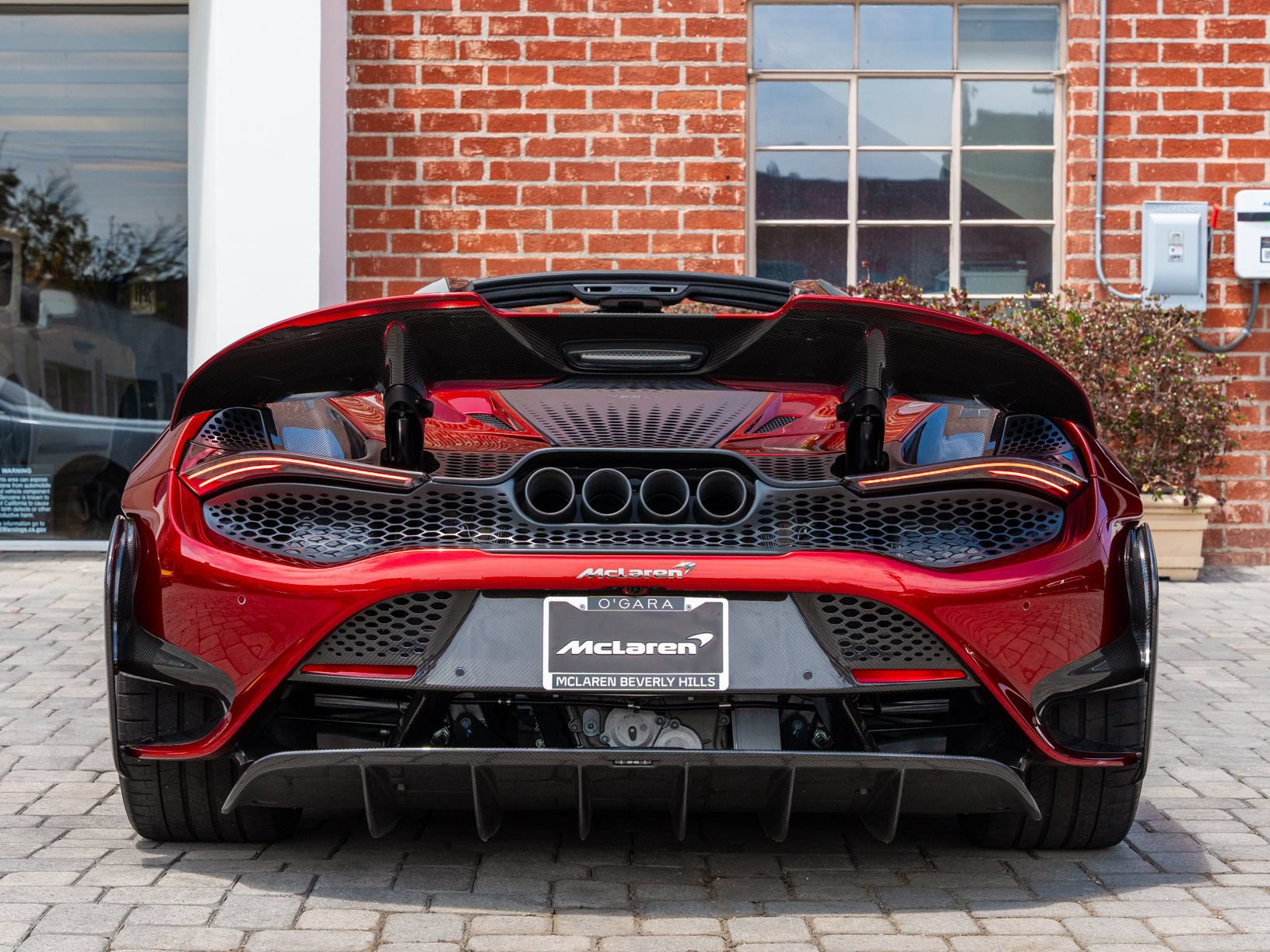 Used 2022 McLaren 765LT RWD image 5