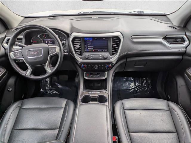 Used 2023 GMC Acadia SLT image 17