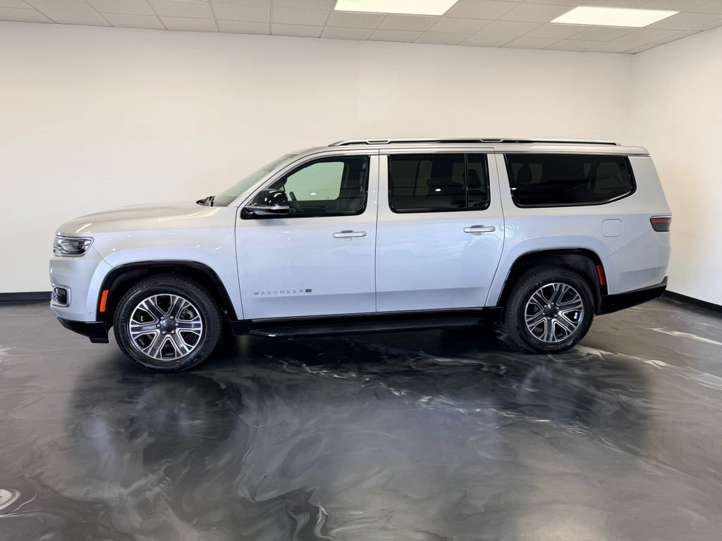 Used 2024 Jeep Wagoneer L 4WD w/ Premium Group I image 22