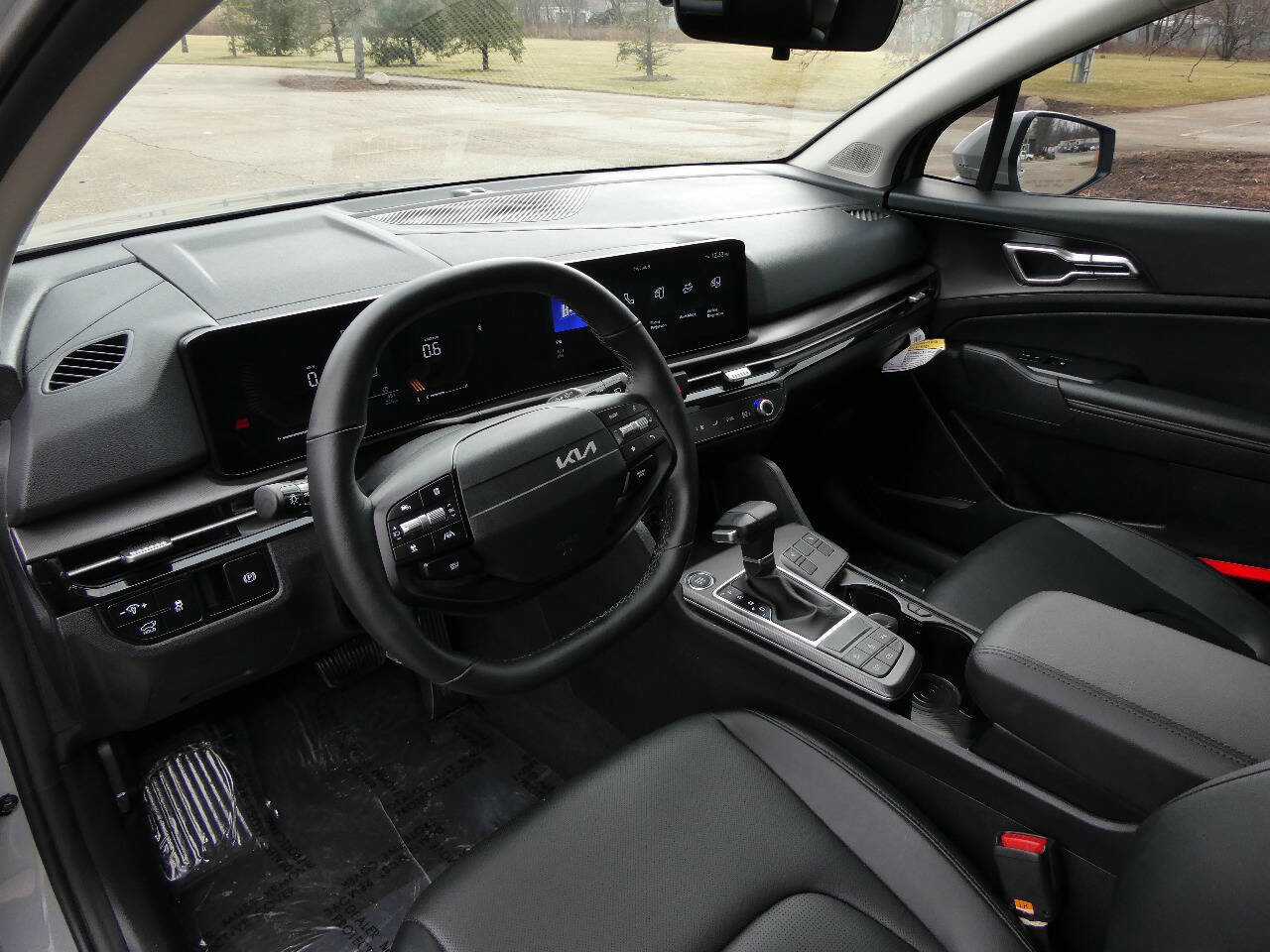 Used 2026 Kia Sportage EX w/ EX Panorama Roof Package image 10