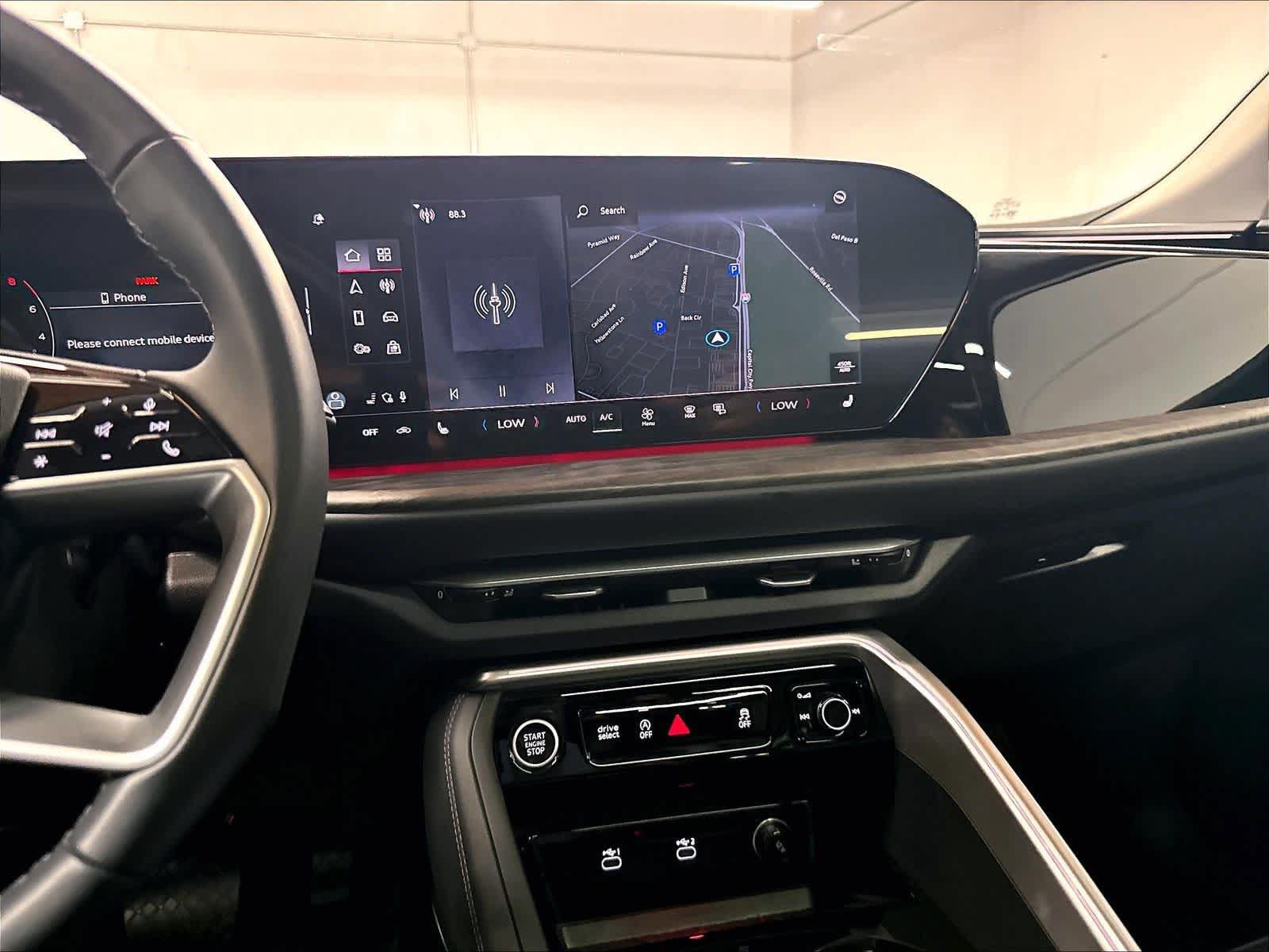 Certified 2025 Audi Q5 Premium AWD/4WD image 10