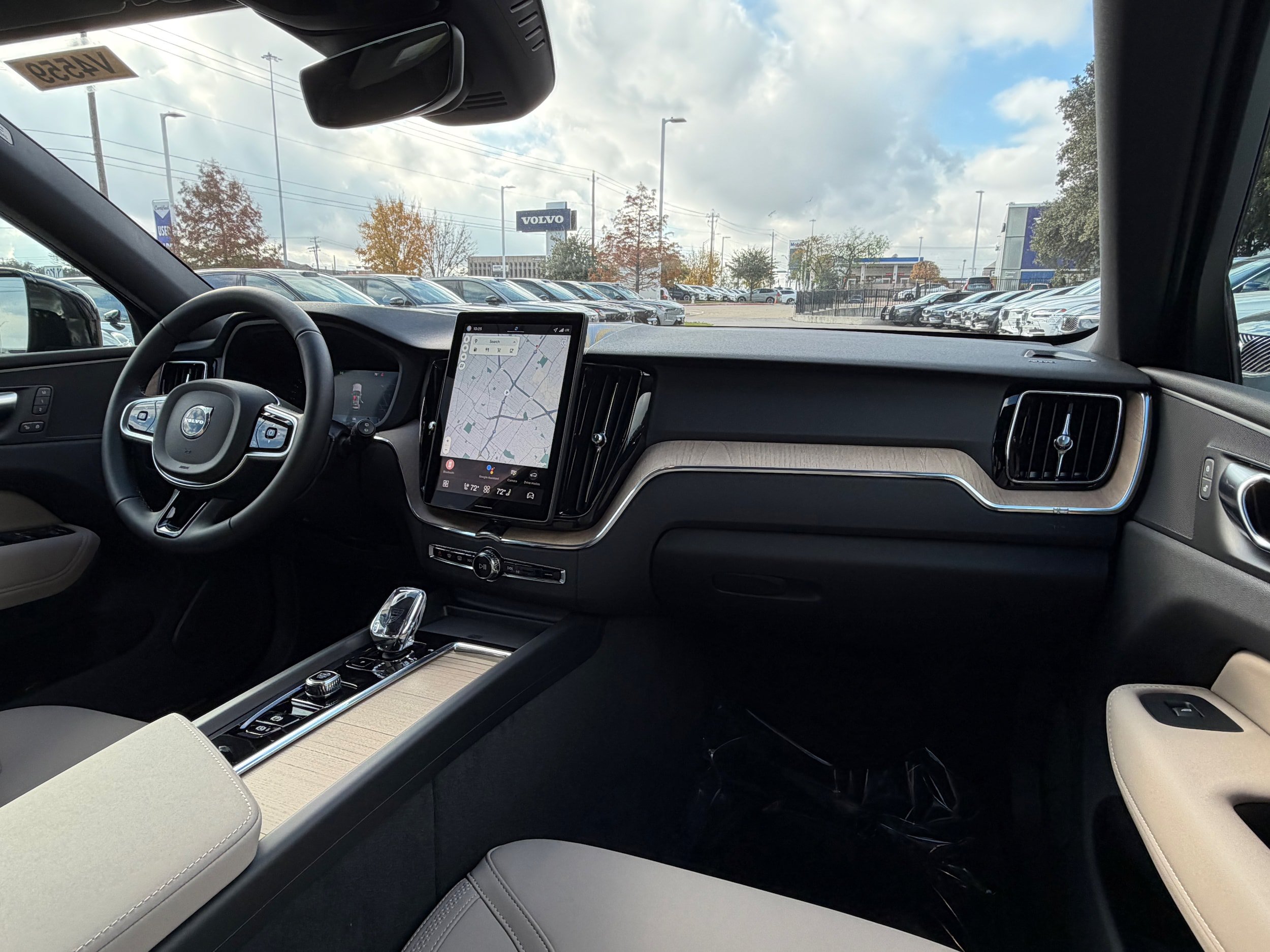 New 2026 Volvo XC60 B5 Core AWD/4WD image 10