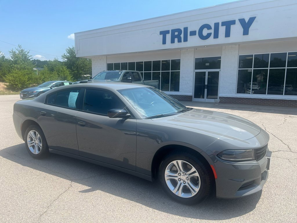 Used 2023 Dodge Charger SXT image 2