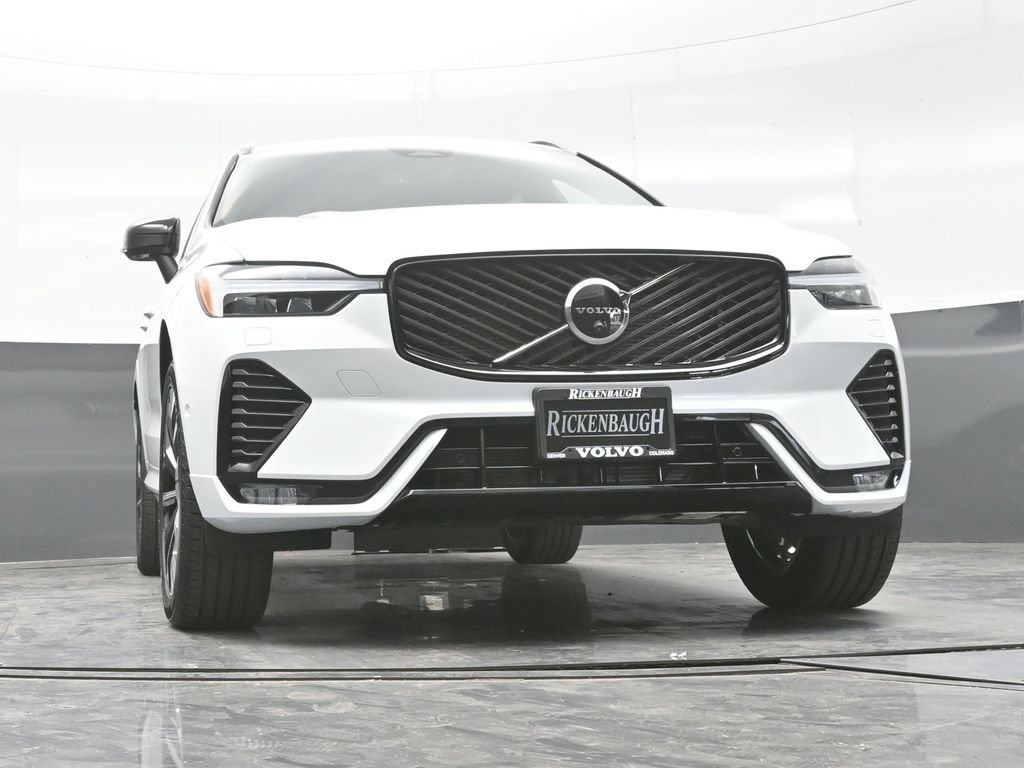 New 2026 Volvo XC60 B5 Plus w/ Climate Package AWD/4WD image 14