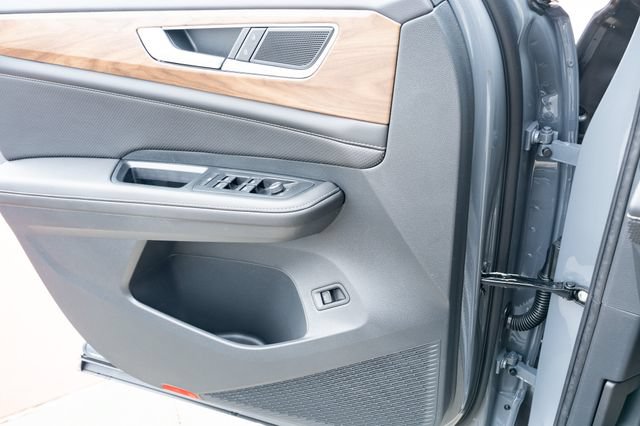 New 2026 Volkswagen Atlas SE FWD image 27