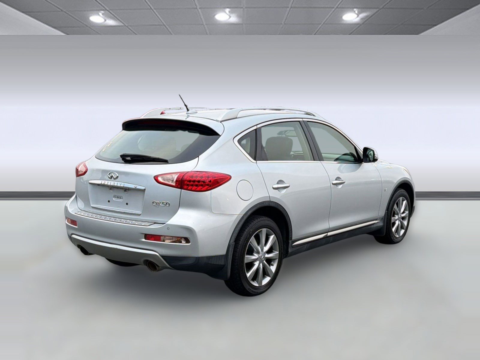 Used 2016 INFINITI QX50 AWD w/ Premium Plus Package image 9