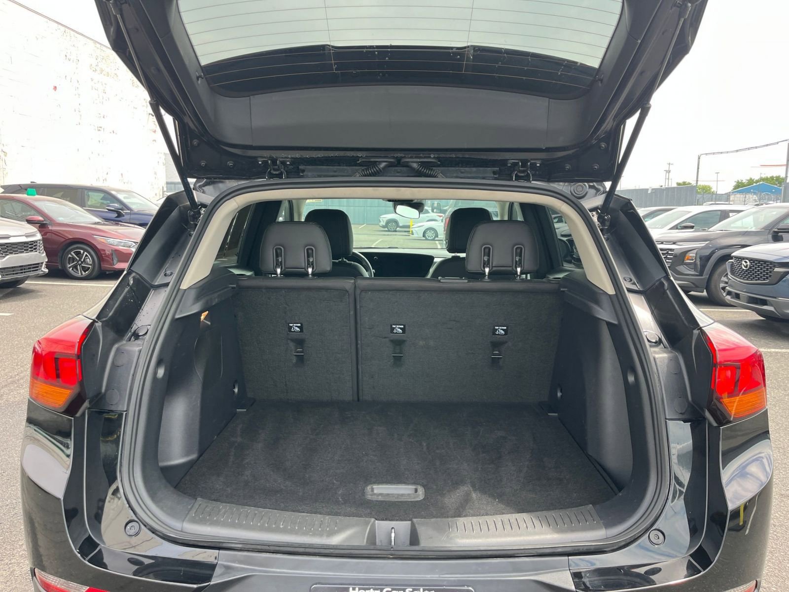 Used 2025 Buick Encore GX Preferred FWD image 31