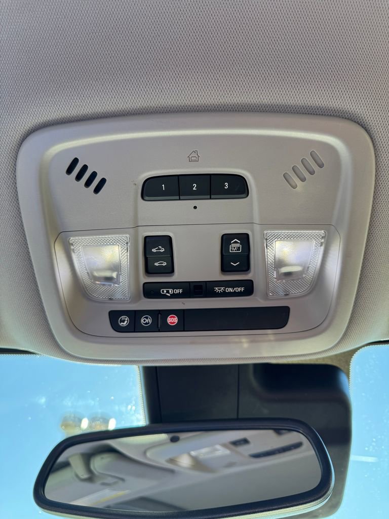 Used 2018 Chevrolet Malibu LT w/ Leather Package image 26